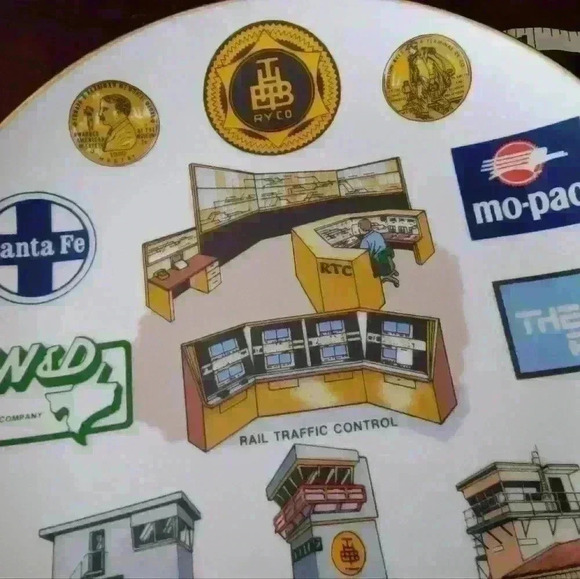 Collectable Plate HB&T Gold Harriman Recipient Fine Porcelain Plate Series #3 - Picture 7 of 9